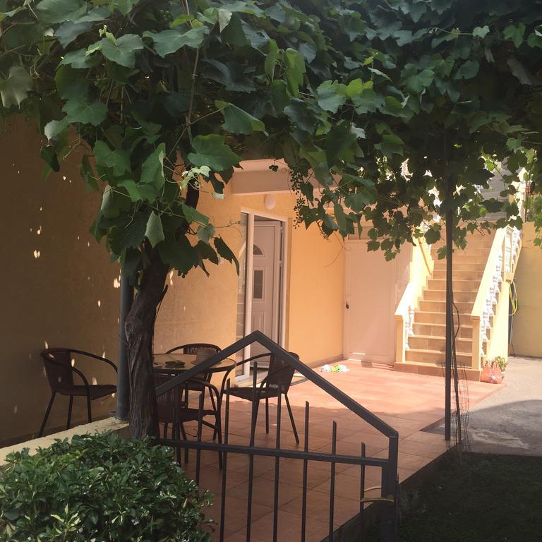 Apartments Vila Andja 斯韦蒂·斯特凡 外观 照片